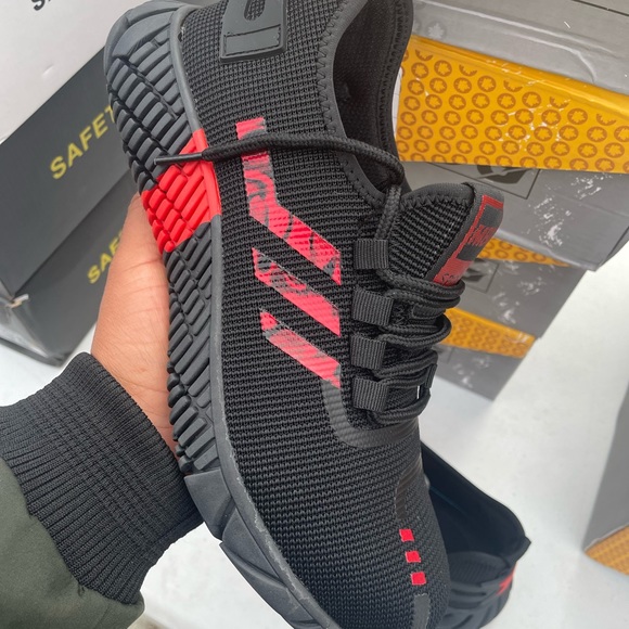 Man’s safety shoes work shoes with steel toe very comfortable - Picture 7 of 8